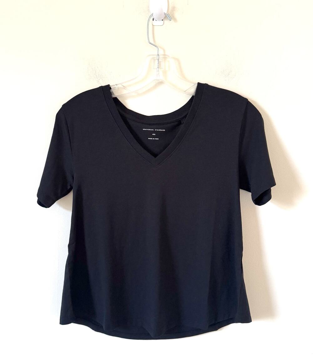 Universal Standard V-Neck Short Sleeve T-Shirt Black Size 00-0